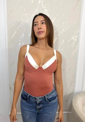 BODY BRENDA